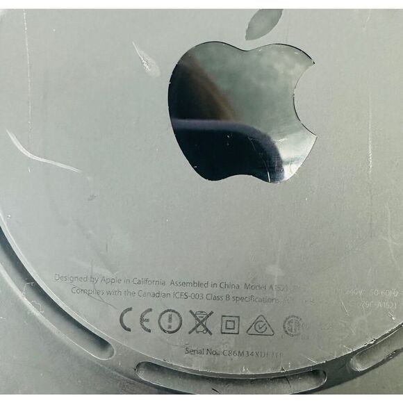 Apple AirPort Extreme 802.11ac (6th Generation) Wireless Access Point A1521 - Picture 6 of 6